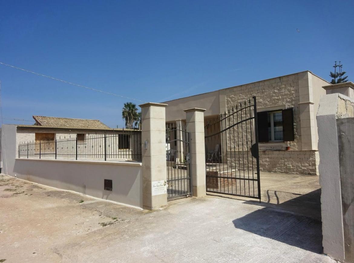 La Pietra Bianca Villa Portopalo Di Capo Passero Екстериор снимка